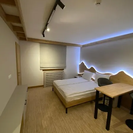 Lägenhet Apartman 239 Vucko